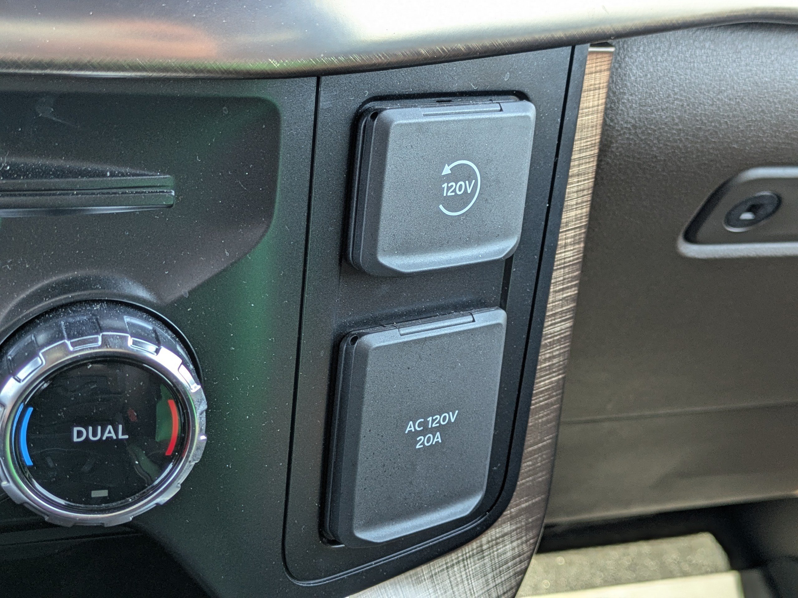 Used 2024 Ford F150 King Ranch AWD/4WD image 30