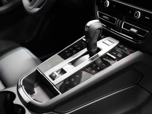 Used 2026 Porsche Macan S image 21