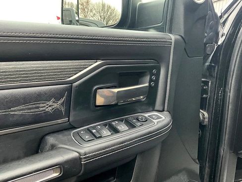 Used 2020 RAM 3500 Limited image 13
