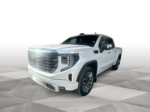 Used 2023 GMC Sierra 1500 Denali Ultimate AWD/4WD image 4