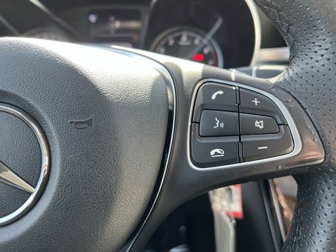 Certified 2018 Mercedes-Benz C 300 4MATIC Sedan image 20