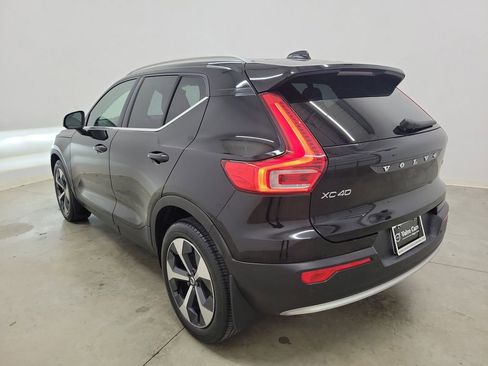 Certified 2023 Volvo XC40 B4 Plus w/ Driver Assist Package image 7