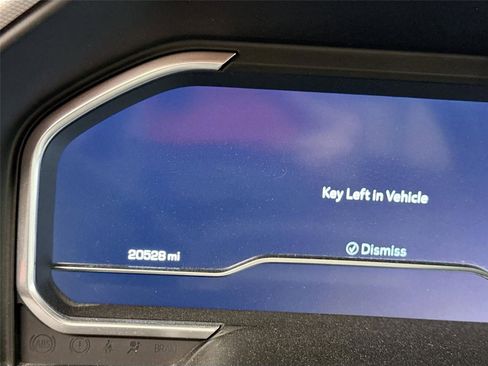 Used 2023 GMC Sierra 1500 Denali w/ Technology Package image 4