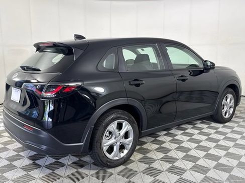 Used 2025 Honda HR-V LX image 7