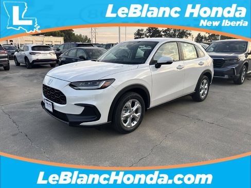 Used 2025 Honda HR-V LX image 1
