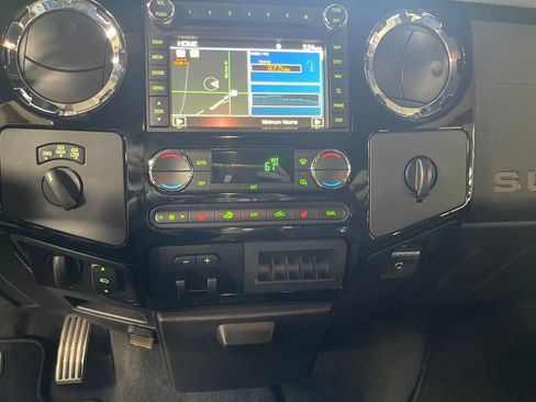 Used 2010 Ford F250 Harley-Davidson AWD/4WD image 19