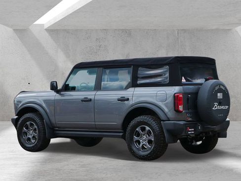 Certified 2022 Ford Bronco 4-Door AWD/4WD image 4