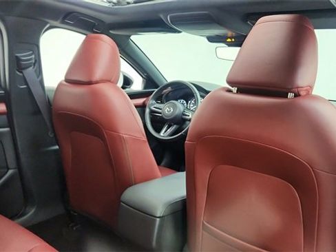 Used 2021 MAZDA MAZDA3 s image 27