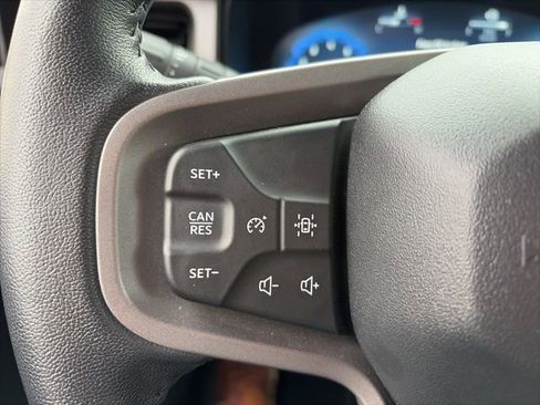 Used 2025 Ford Bronco Big Bend image 25