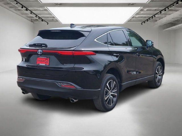 Used 2024 Toyota Venza LE AWD/4WD image 6
