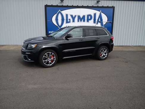 Used 2012 Jeep Grand Cherokee SRT8 w/ Luxury Group II AWD/4WD image 2