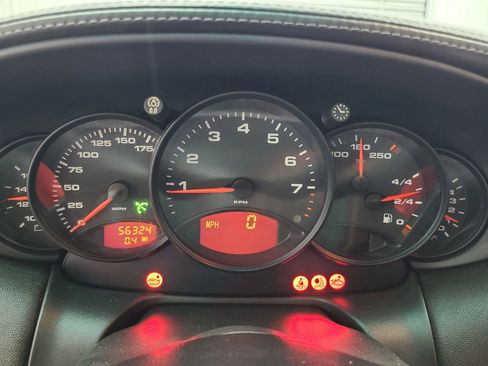 Used 1999 Porsche 911 Carrera 4 image 28