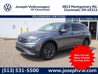 Used 2023 Volkswagen Tiguan SE w/ Panoramic Sunroof Package