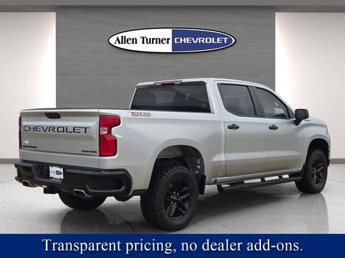 Used 2019 Chevrolet Silverado 1500 Custom Trail Boss w/ Custom Convenience Package image 6