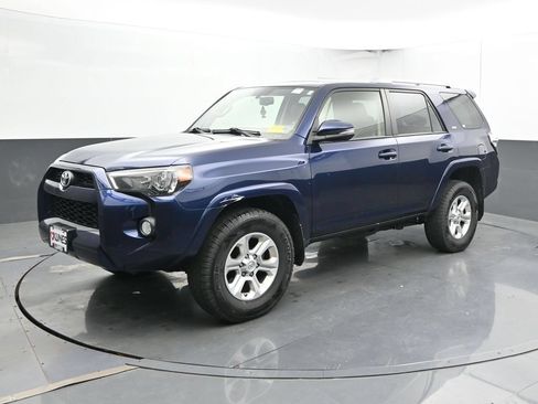 Used 2018 Toyota 4Runner SR5 Premium AWD/4WD image 7