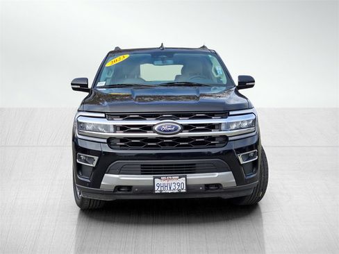 Used 2023 Ford Expedition Limited image 2