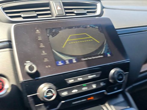 Used 2018 Honda CR-V Touring image 21