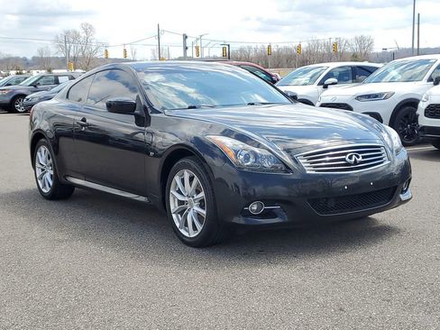 Used 2014 INFINITI Q60 AWD Coupe w/ Premium Package image 4