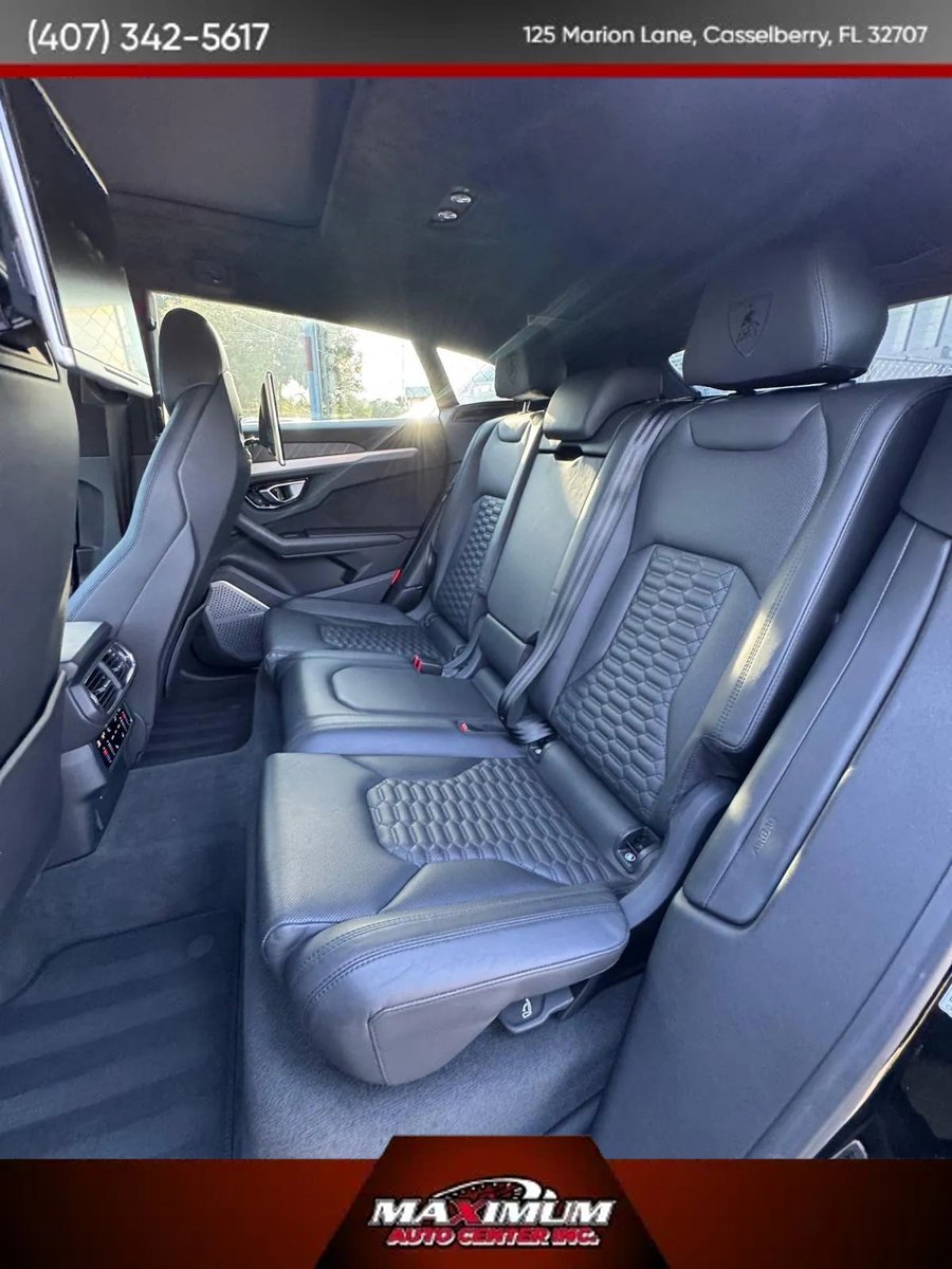 Used 2019 Lamborghini Urus AWD/4WD image 16