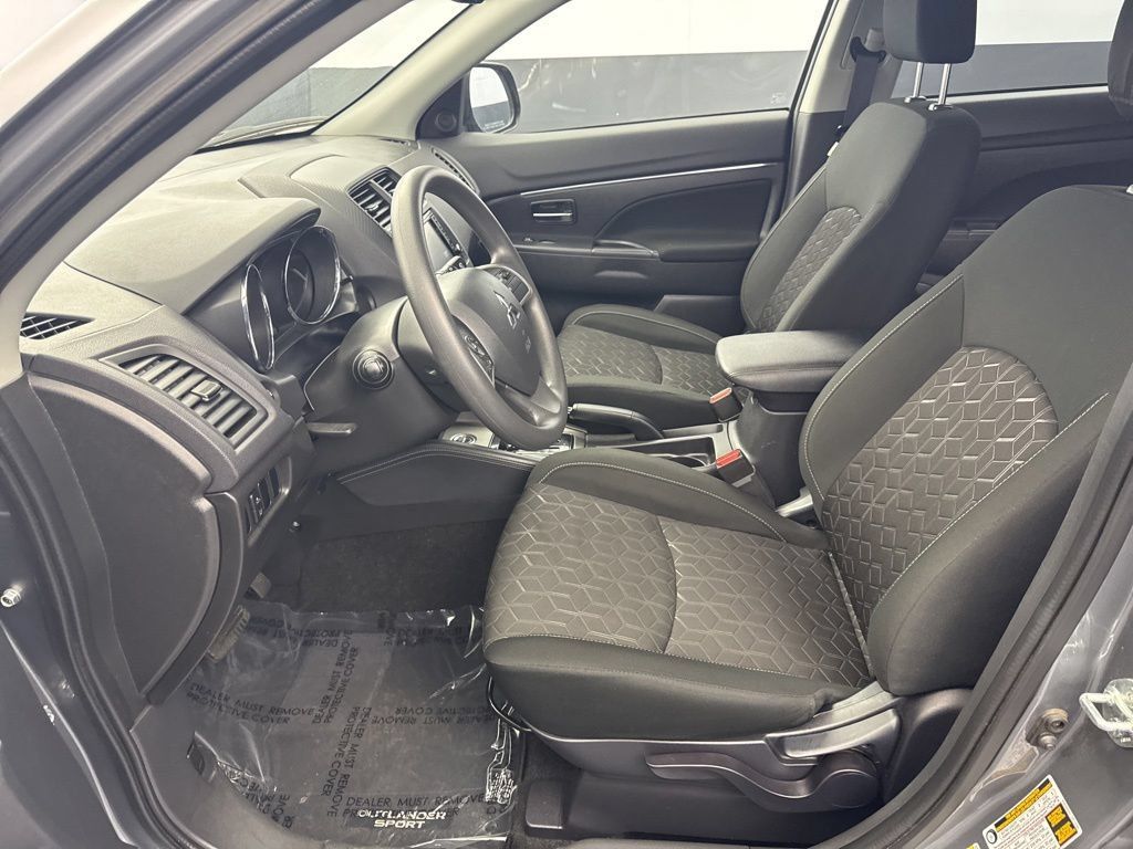 Used 2024 Mitsubishi Outlander Sport AWD image 13