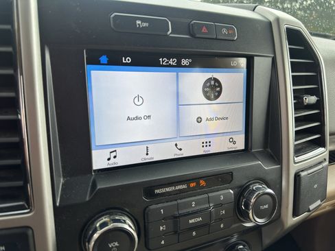 Used 2018 Ford F150 Lariat AWD/4WD image 29