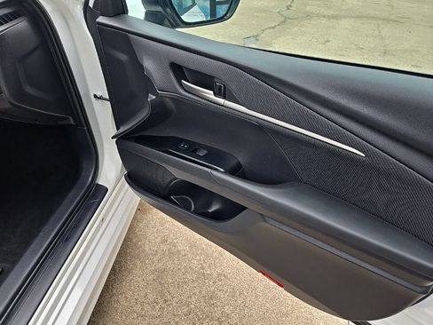 Used 2025 Toyota Camry SE FWD image 69