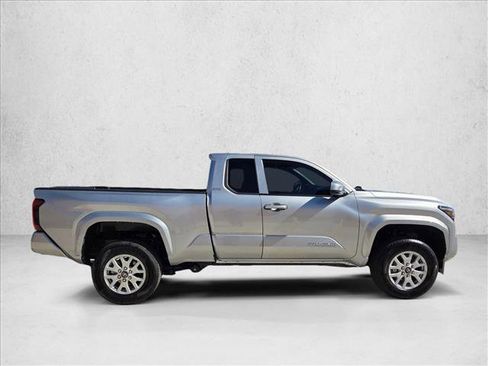 Certified 2026 Toyota Tacoma SR5 image 4