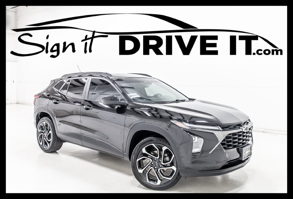 Used 2024 Chevrolet Trax RS w/ Sunroof Package FWD image 1