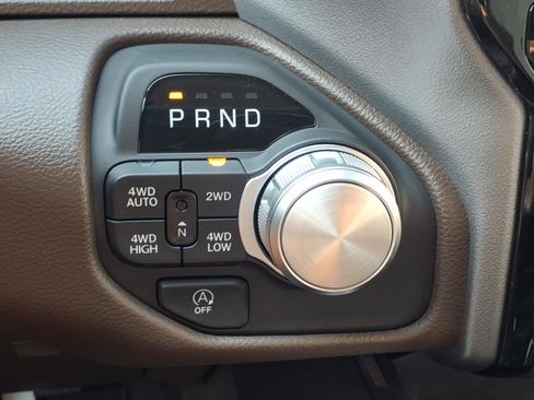Used 2025 RAM 1500 Laramie w/ Bed Utility Group AWD/4WD image 18