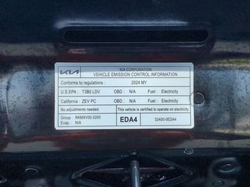 Certified 2024 Kia Niro Wind FWD image 34