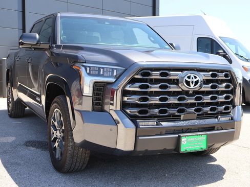 Used 2023 Toyota Tundra Platinum AWD/4WD image 6