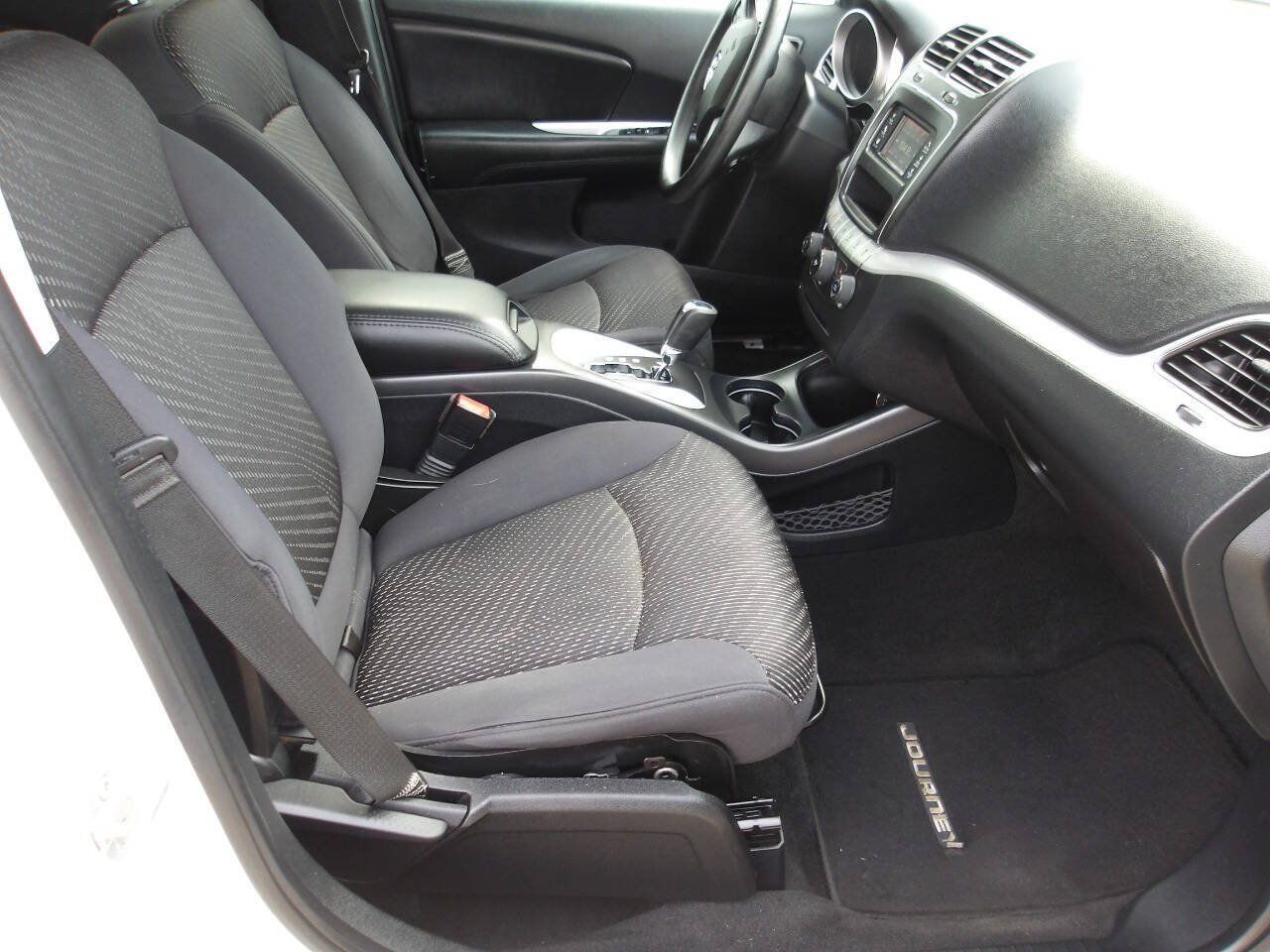 Used 2013 Dodge Journey SXT w/ Flexible Seating Group AWD/4WD image 17