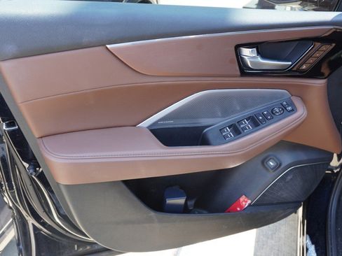 Used 2025 Acura MDX SH-AWD w/ Technology Package image 14