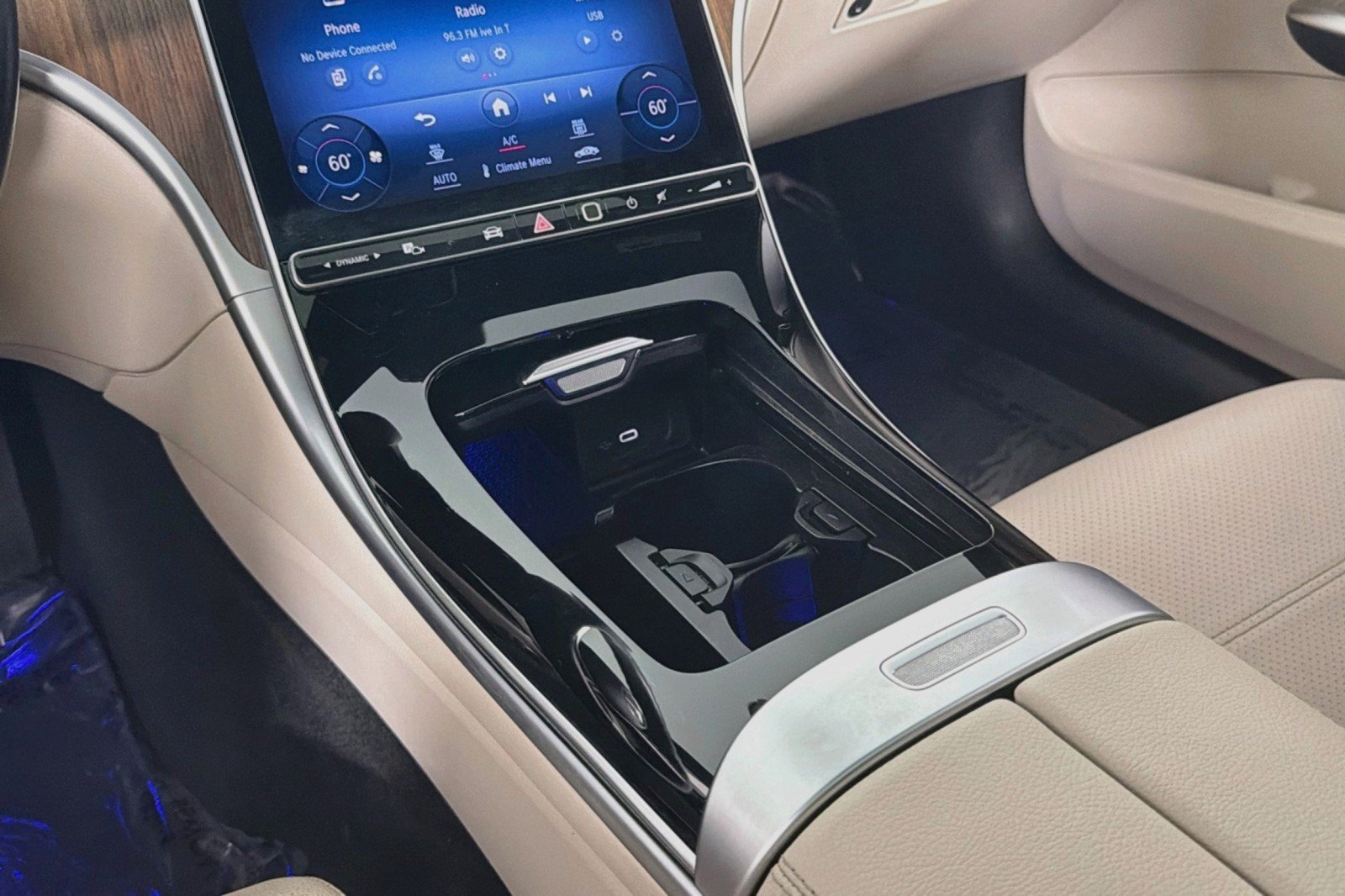 Certified 2024 Mercedes-Benz C 300 Sedan image 6