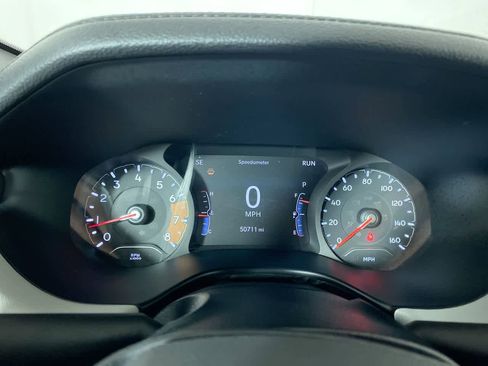 Used 2024 Jeep Compass Limited image 23