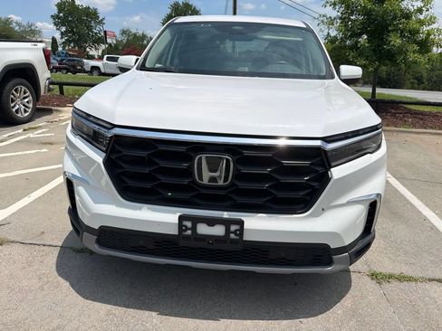 Used 2023 Honda Pilot EX-L image 2
