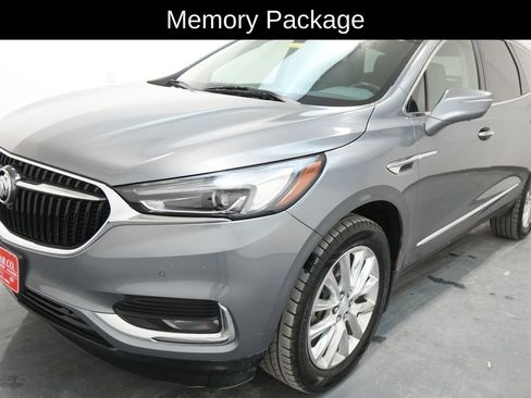 Used 2020 Buick Enclave Premium w/ Surround and Sites Package image 3