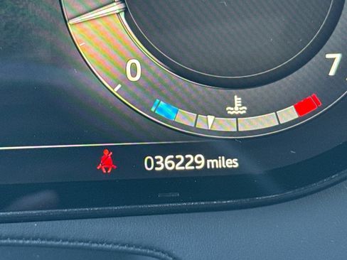 Used 2024 Land Rover Range Rover Sport Dynamic SE image 37