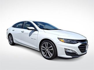 Used 2022 Chevrolet Malibu Premier image 1