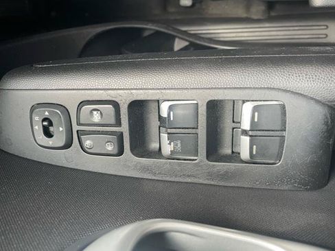 Used 2018 Kia Soul FWD image 20
