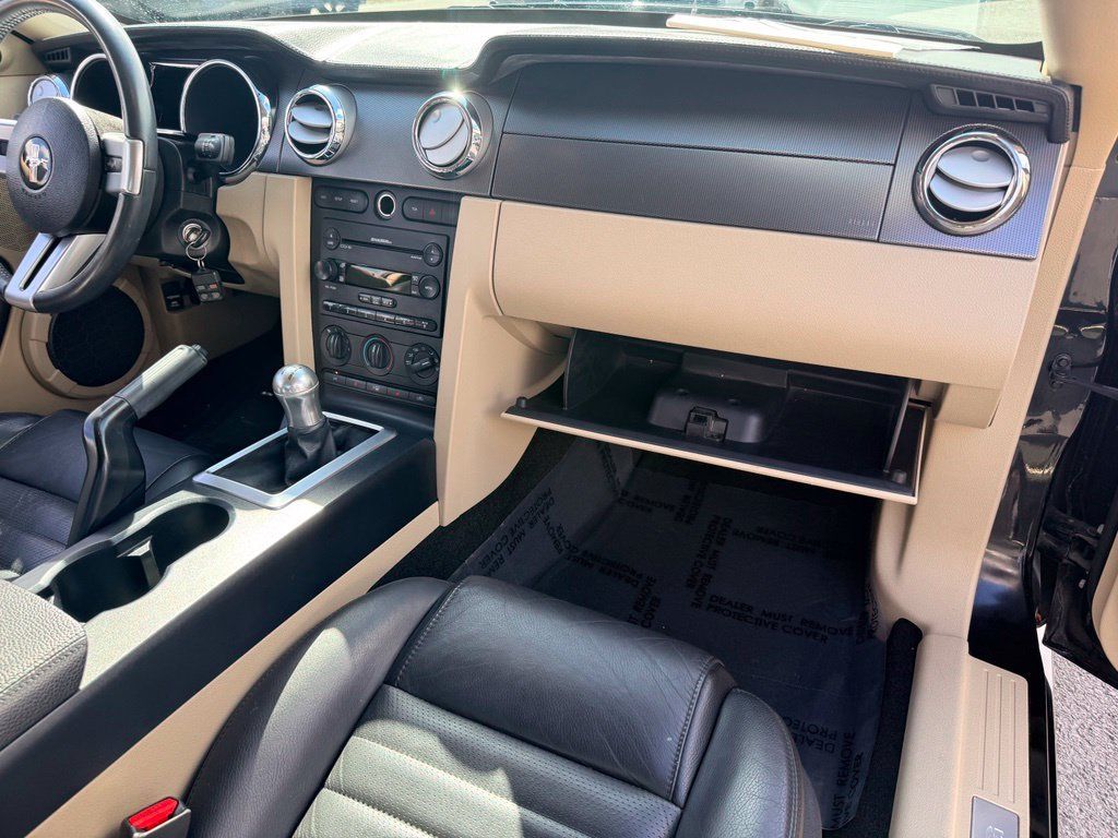 Used 2007 Ford Mustang GT RWD image 26