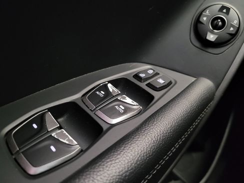 Used 2017 Hyundai Santa Fe Limited image 27