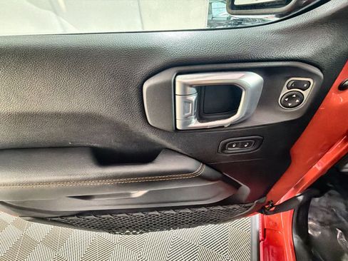 Used 2020 Jeep Gladiator Mojave image 15