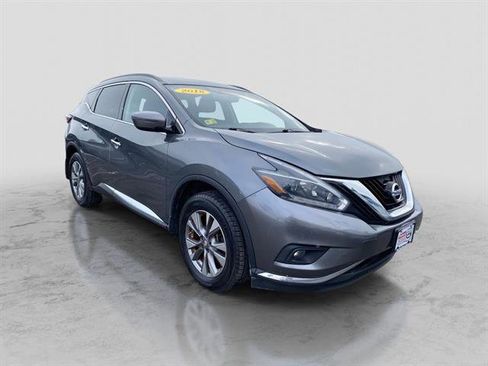 Used 2018 Nissan Murano SV image 9