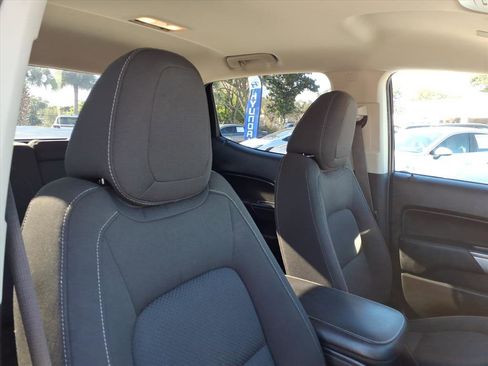 Used 2022 Chevrolet Colorado LT image 19