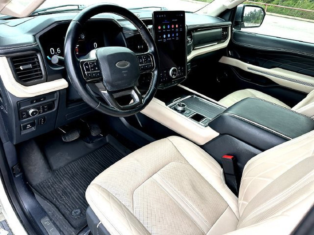 Used 2022 Ford Expedition Max Platinum RWD image 13