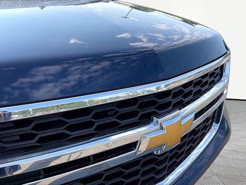 Used 2018 Chevrolet Tahoe LS w/ Enhanced Driver Alert Package RWD image 36