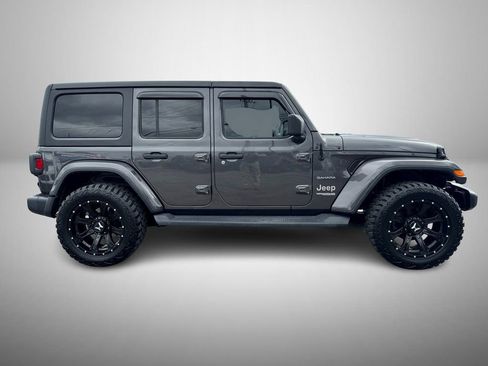 Used 2020 Jeep Wrangler Unlimited Sahara AWD/4WD image 5