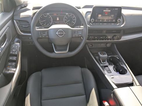New 2026 Nissan Rogue SV FWD image 29