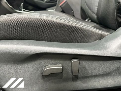 Certified 2024 Subaru Ascent Premium w/ Convenience Package image 20